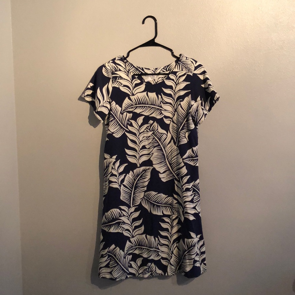 Bishop St. apparel Hawaiian dress (2/$13)